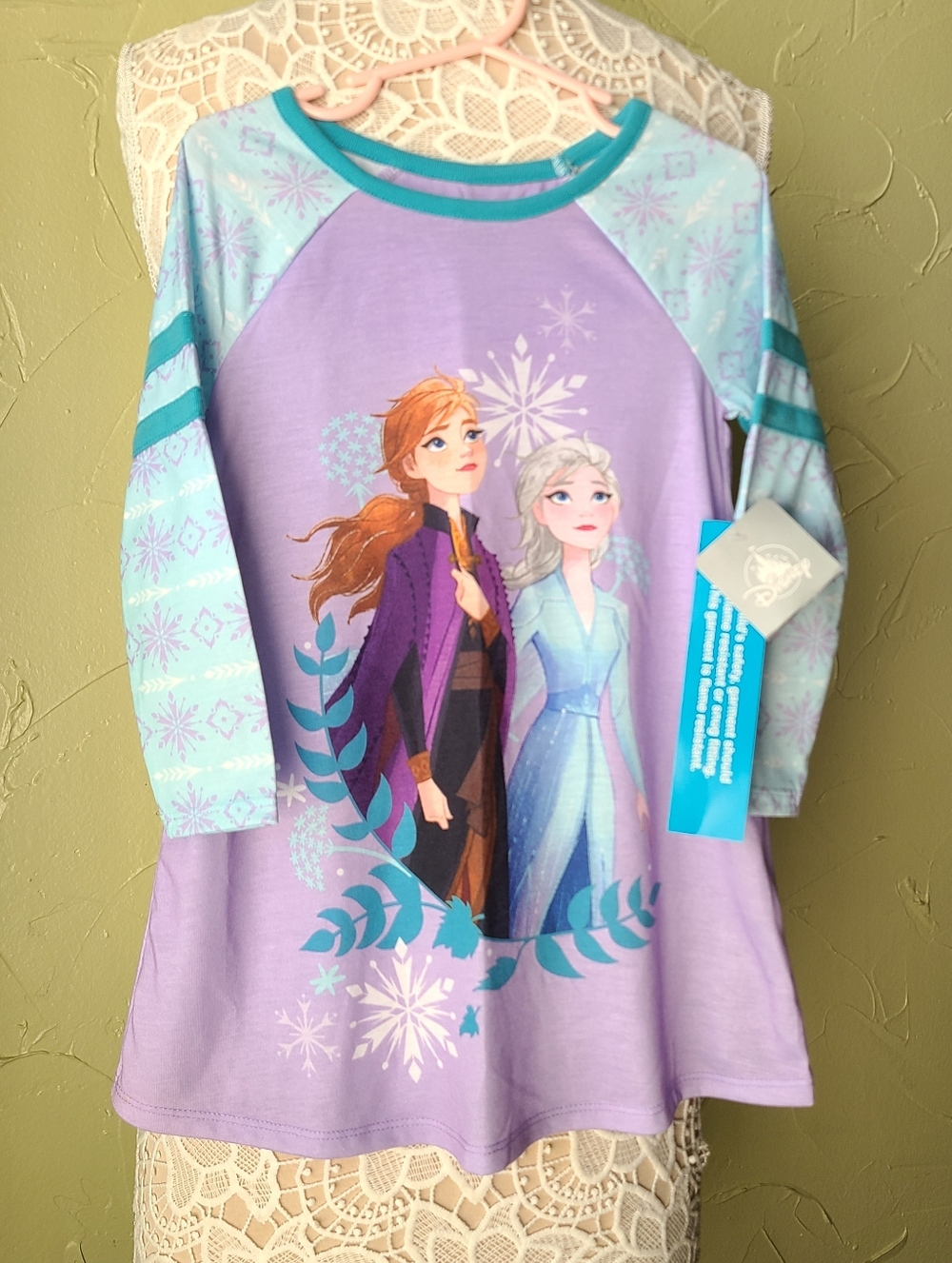 Size 3 - Picture 2 of 6